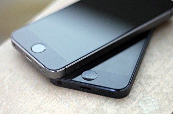 iPhone 5s - czarny
