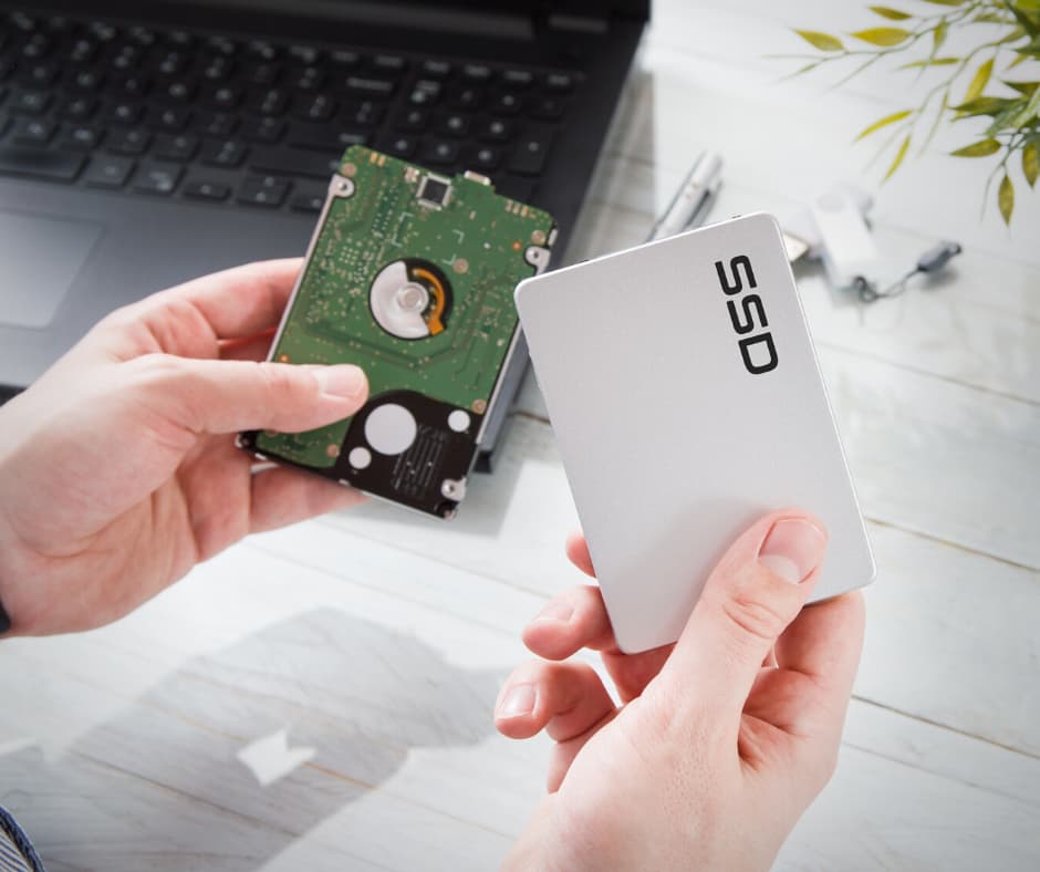 Korzystanie z dysków twardych SSD Używanie dysku twardego SSD