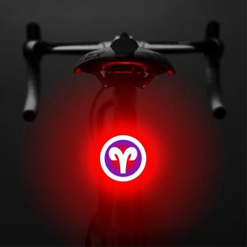 3664 Kreatywne tylne światło rowerowe IPX2 Wodoodporne małe światło rowerowe LED z obsługą ładowania USB do jazdy na rowerze na świeżym powietrzu