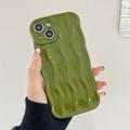 iPhone 15 3D Linear Wavy Case - Zielony