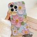 Etui z TPU do iPhone 15 Pro Max z falistymi krawędziami - Kwiaty