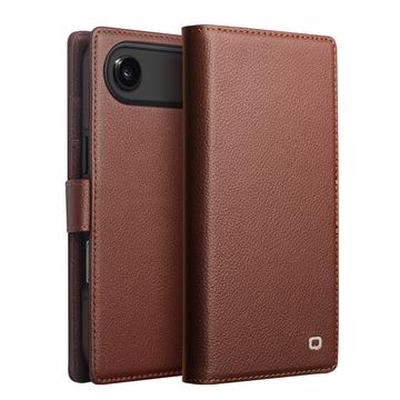 Skórzane etui z odpinanym portfelem 2 w 1 na iPhone Air Qialino - kompatybilne z MagSafe - brązowy
