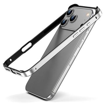 Metalowy bumper iPhone 17 Pro Max z podniesionymi krawędziami - srebrny