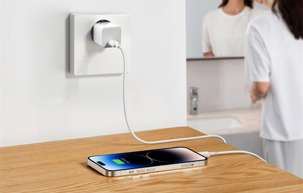 Baseus Mini GaN5 20W USB-C Wall Charger - biała